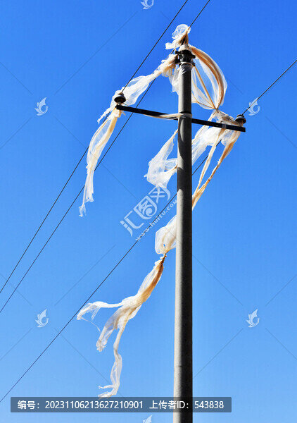 地膜電線桿