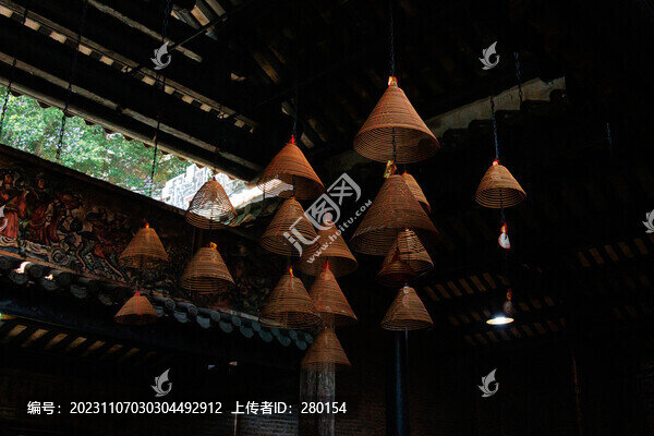 祠堂香影