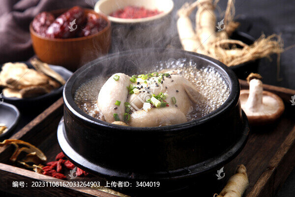 傳統(tǒng)參雞湯