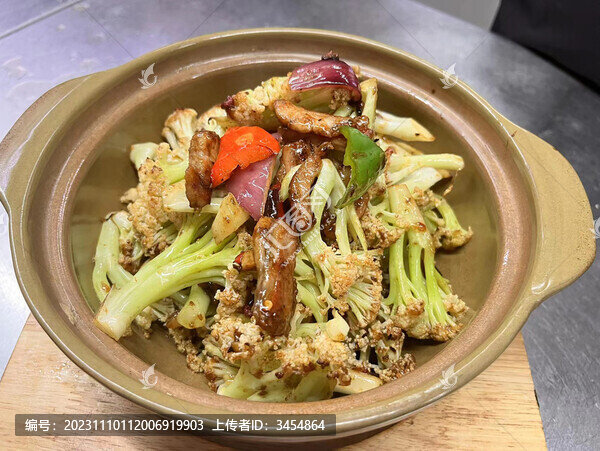 五花肉炒臺(tái)山白菜花