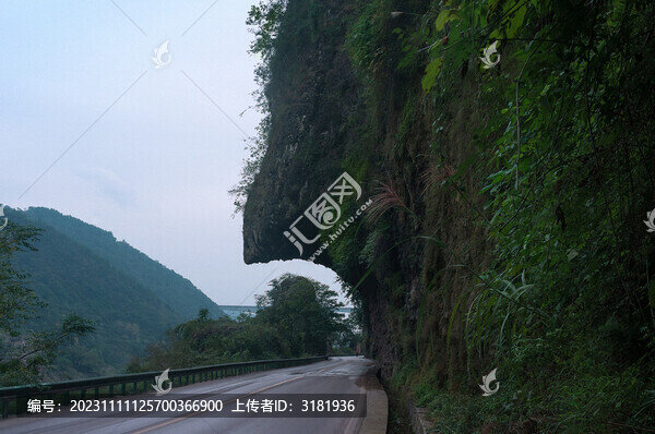 重慶北碚小三峽鷹嘴巖