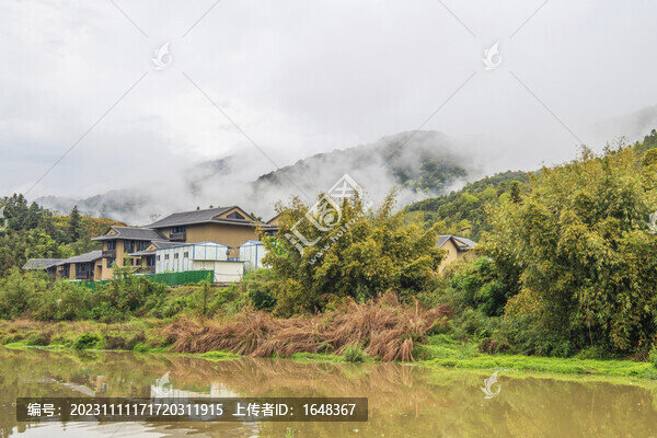 漳州南靖云水謠水邊二層小樓