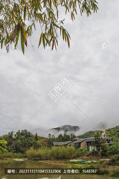 南靖云水謠二層樓房河水白云