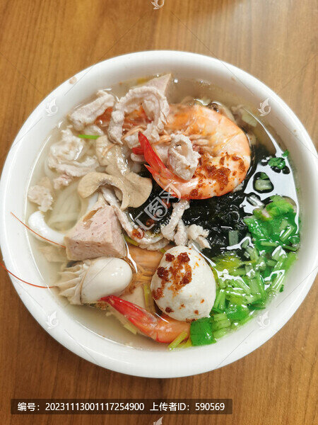 海鮮豬雜粿條湯