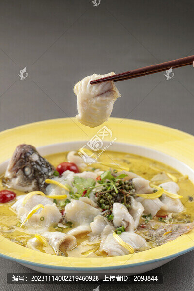 老壇酸菜鱸魚