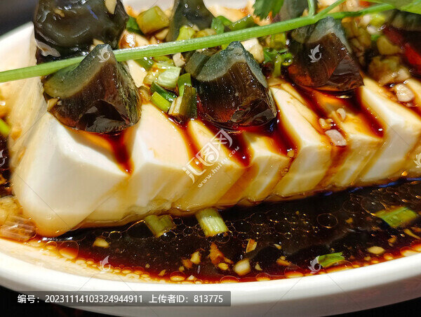 美食皮蛋豆腐