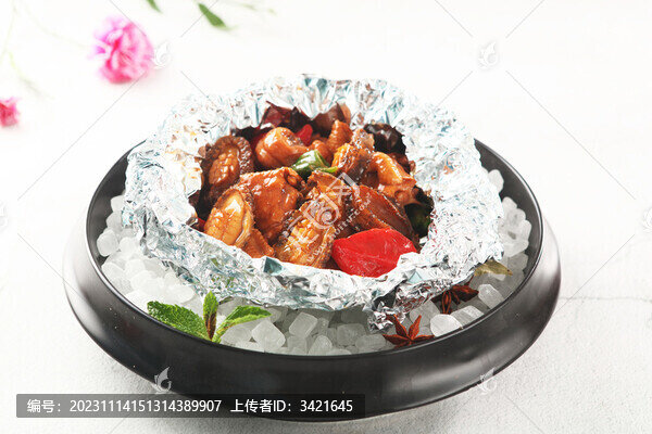 鮑魚燜走地雞