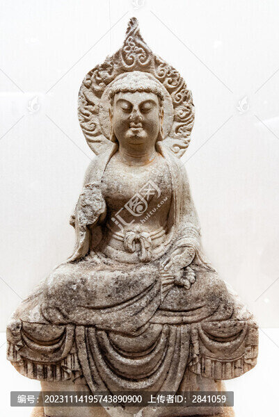 仿宋石雕佛坐像
