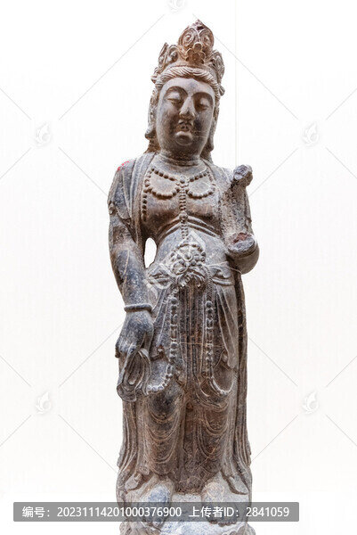 仿宋石雕菩薩立像