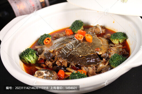 紅煨甲魚