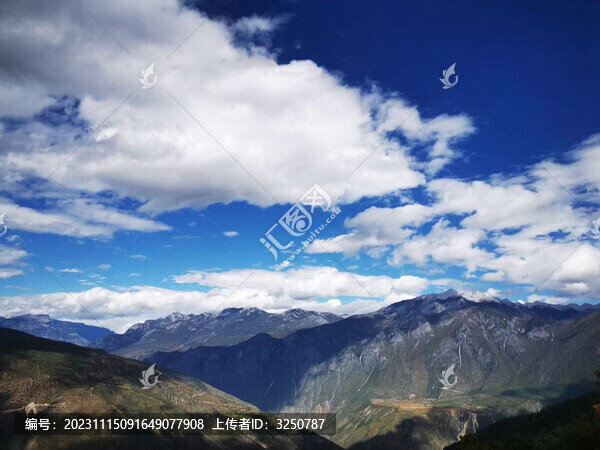 西藏高山