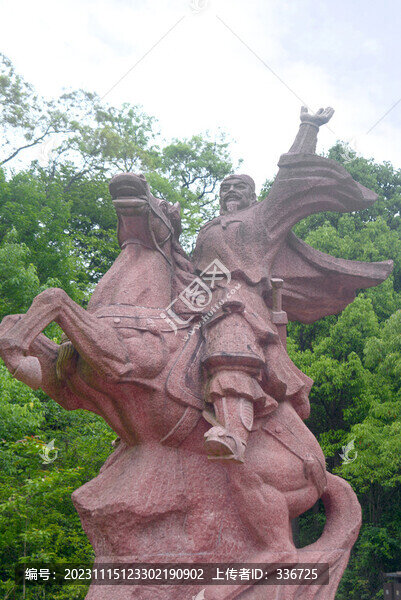 劍門關(guān)三國遺跡姜維點(diǎn)將臺姜維像