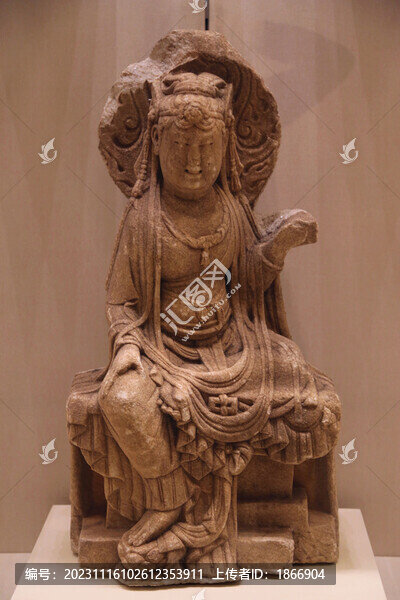 石雕菩薩坐像