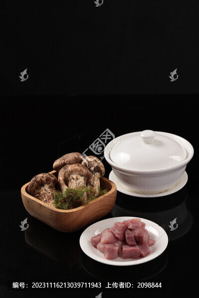 松茸燉肉汁湯