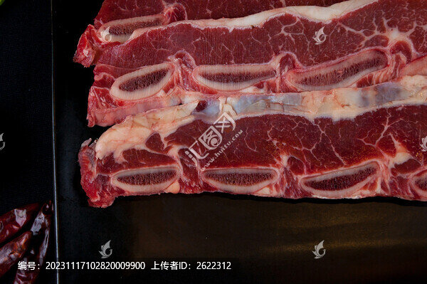 帶骨牛肋條肉