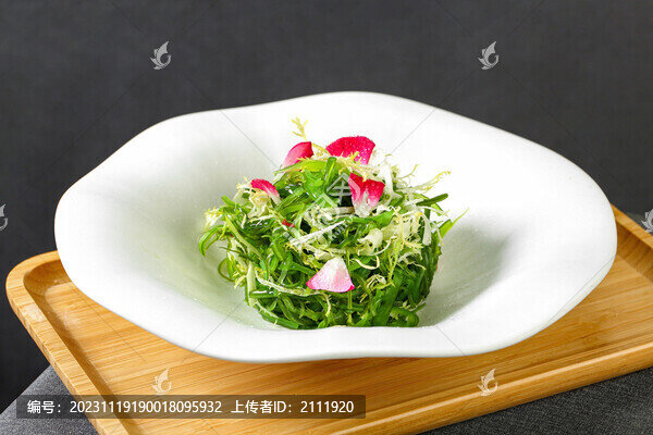 苦菊拌海藻
