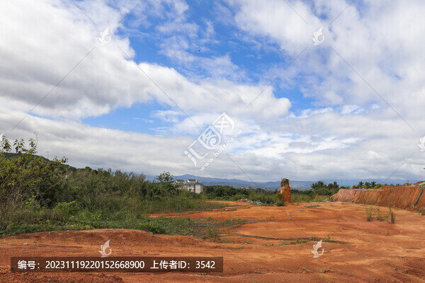 紅土地