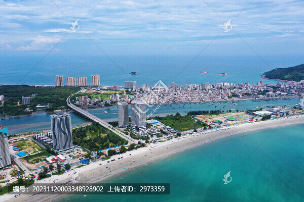 雙月灣風光