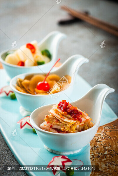 鹵三樣