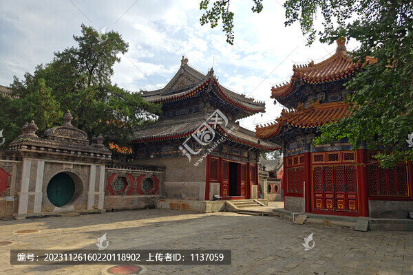 北京萬壽寺御碑亭無量壽佛殿