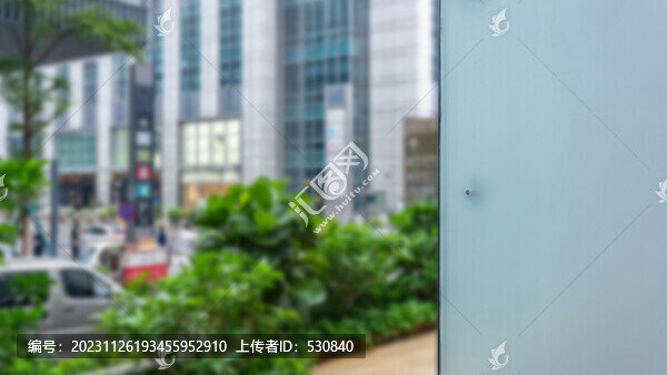玻璃和窗外街景