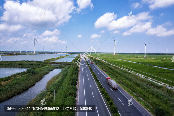 航拍水利灌溉電力設(shè)備