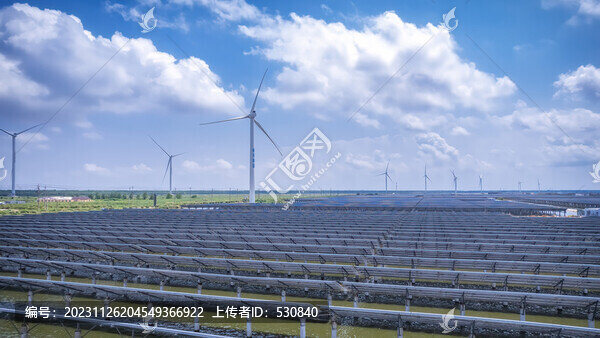 航拍可持續(xù)資源光伏發(fā)電站