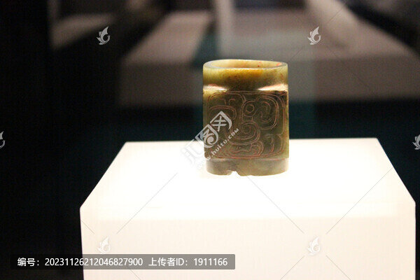 西周玉琮