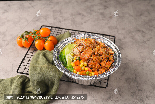 麻辣雞架煲仔飯
