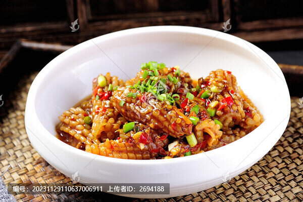 酸辣魷魚(yú)