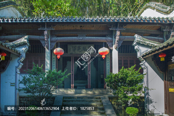 富春江嚴先生祠