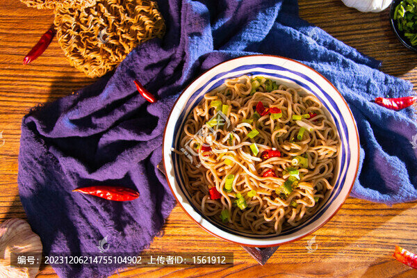 蕎麥面面條