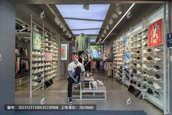 運(yùn)動服裝店