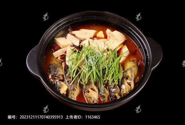 黃骨魚(yú)燉豆腐