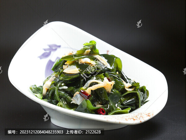 裙帶菜拌蜆肉