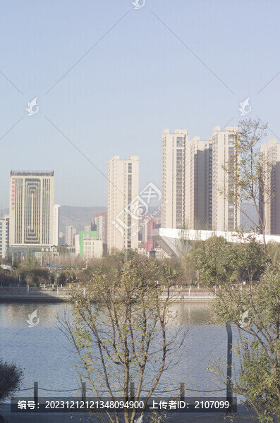 太原市汾河河畔