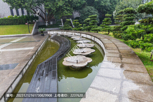 水池噴泉