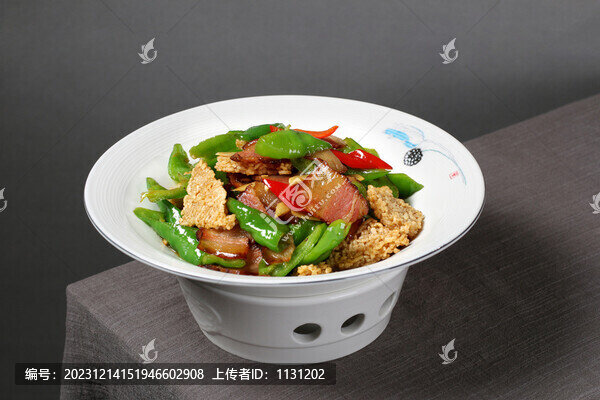 鍋巴小炒肉