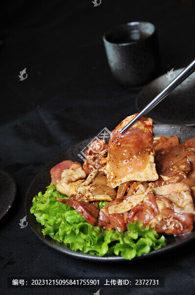 黑椒雞腿肉