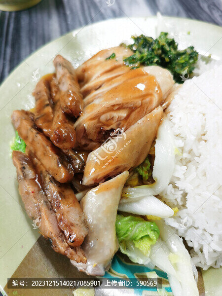 梅菜肉餅雞腿飯