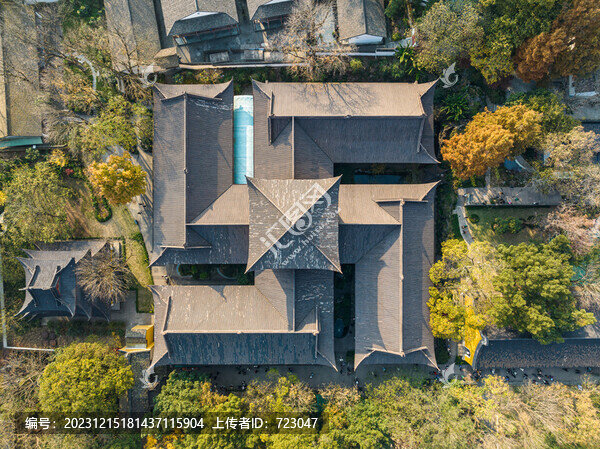 杭州靈隱寺秋色