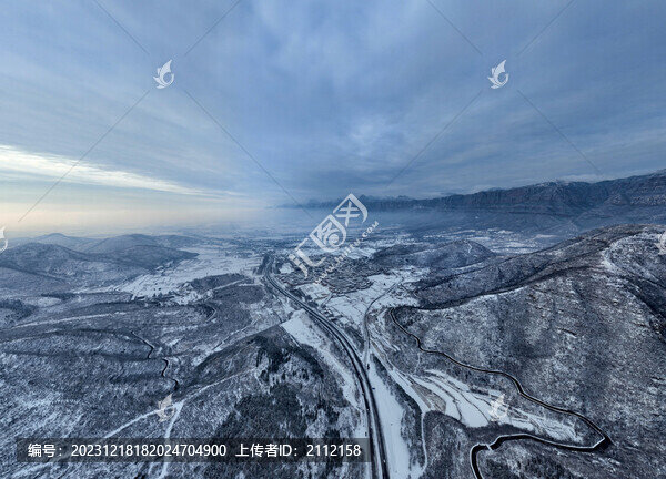 太行山脈紅旗渠雪霧景觀