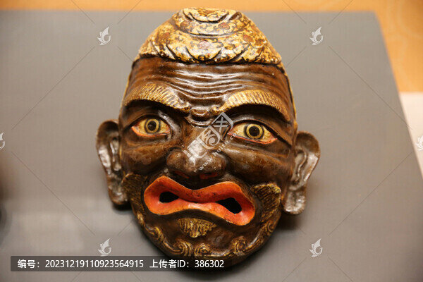 褐色護(hù)法神面具