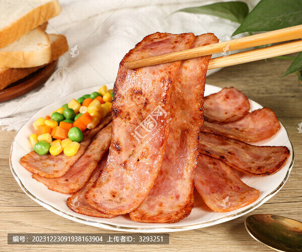 煎培根條特寫