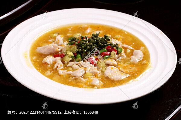 酸湯滑嫩兔柳