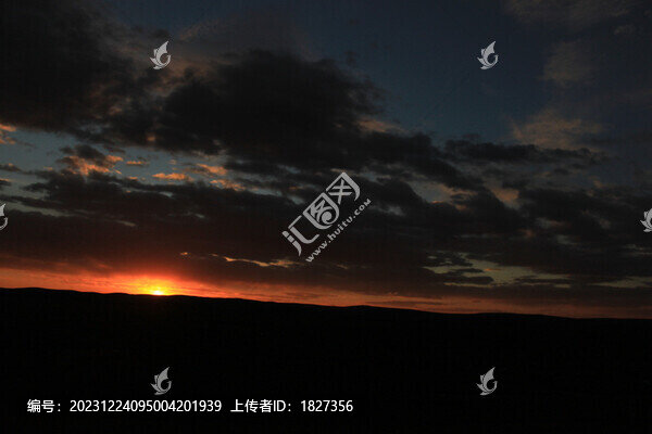 草原晚霞