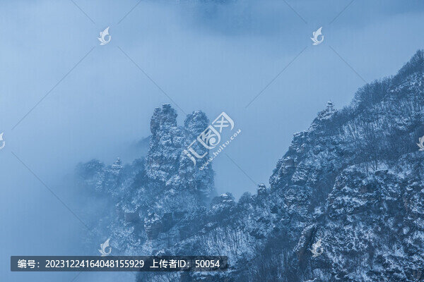 白石山云海雪景