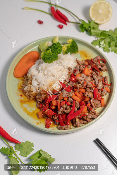 尖椒牛肉蓋飯