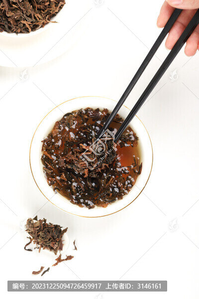 泡發(fā)梅干菜
