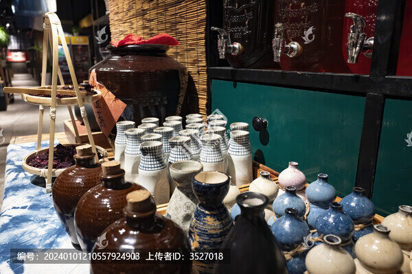 云南餐廳的酒壺